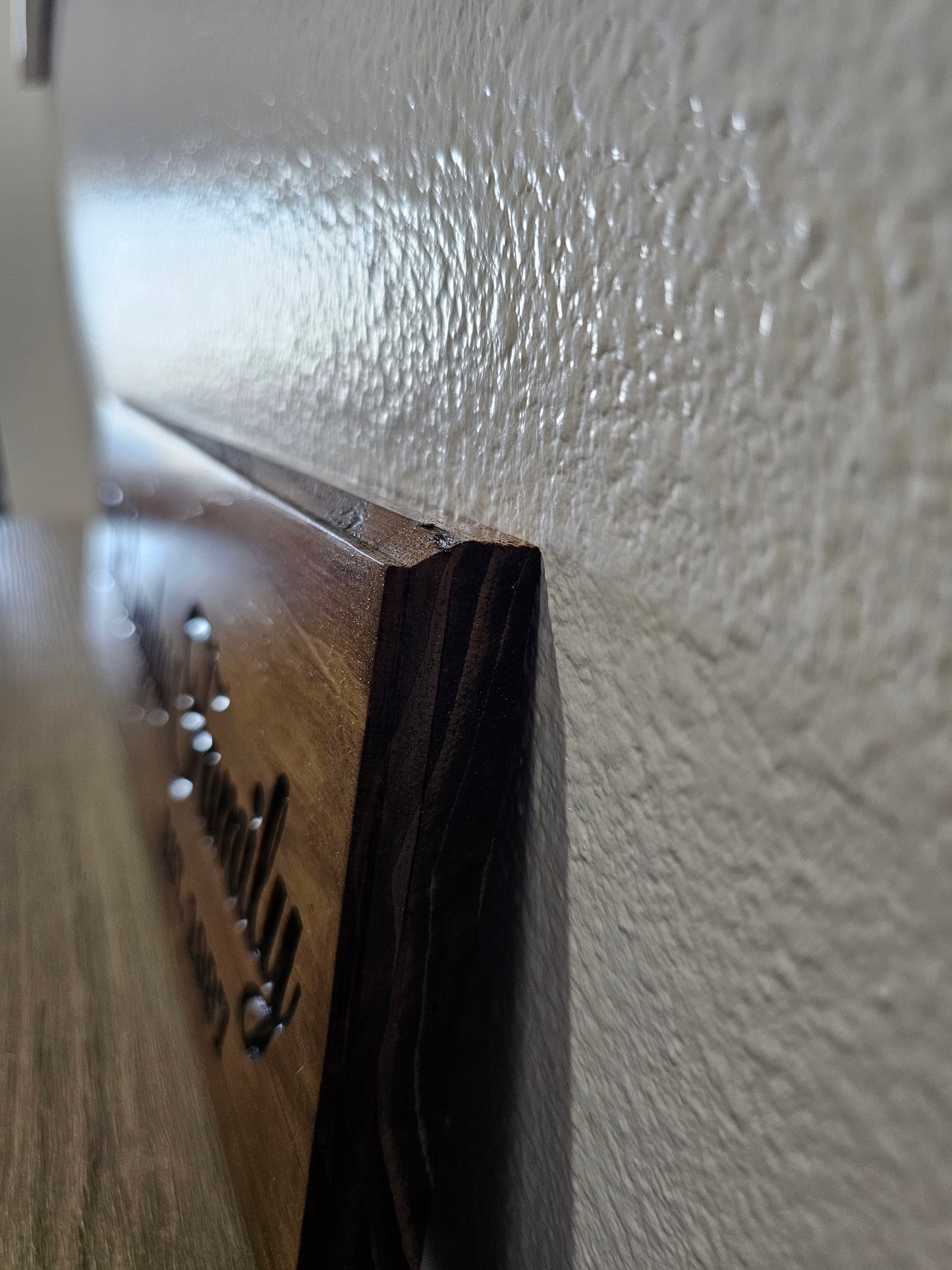 Custom family name plaque